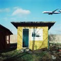 Tallinnas avatakse uus fotogalerii Annika Haasi näitusega „Lennukivaatlejad“
