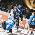 FOTOD JA VIDEO | Simple Sessioni jäähokimatši võitsid ülekaalukat rulatajad, parimaks mängijaks valiti soomlane