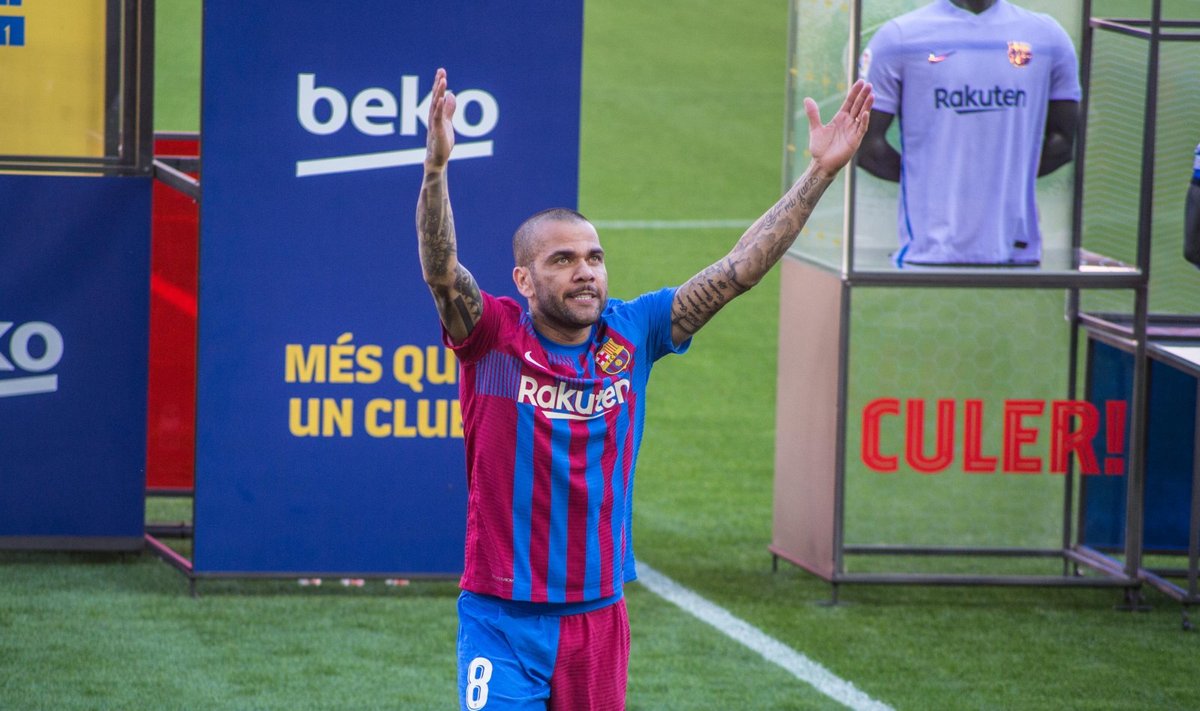 Dani Alves.