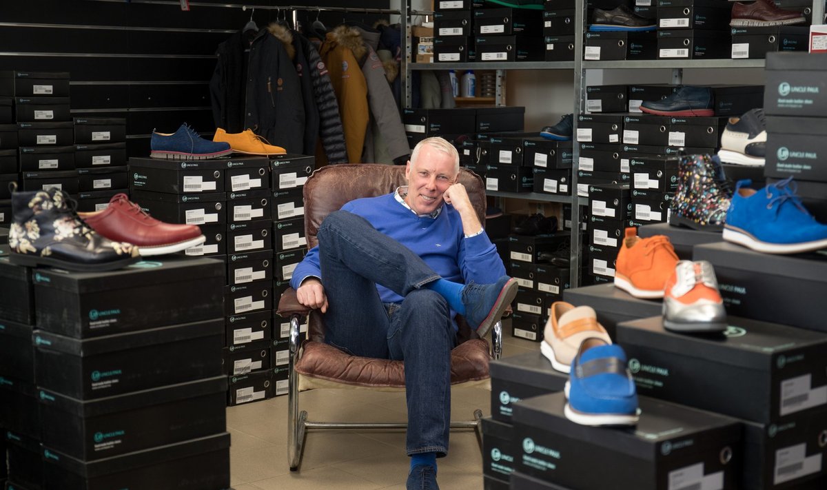 Paul Valliveere töötab Tallinnas Järvel tagasihoidlikus kontoris, mis on täidetud tossude ja kingadega.