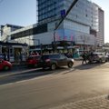ФОТО | В центре Таллинна столкнулись автобус и легковушка, было нарушено трамвайное движение