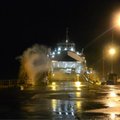 FOTO: Öine torm möllas Kuivastu sadamas