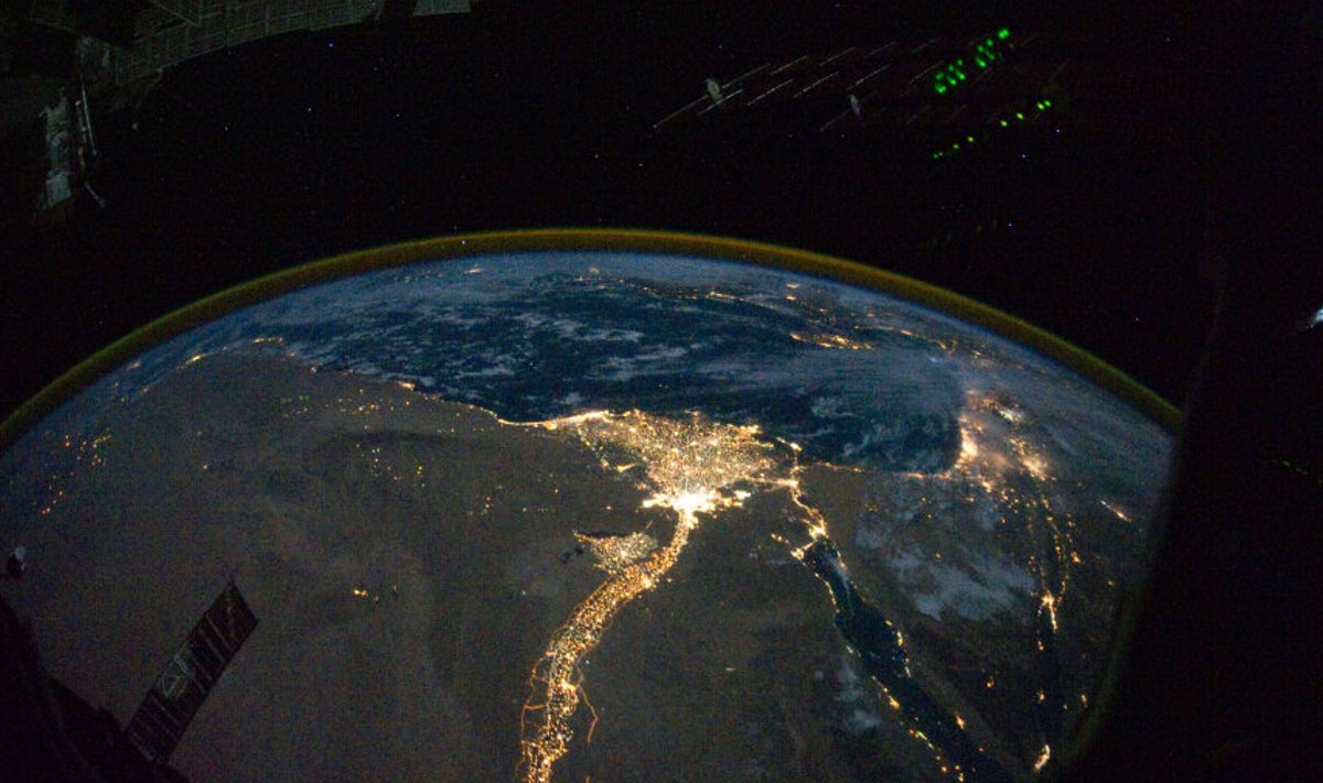 Niiluse deltaaladel elab pool riigi rahvastikust ja see on näha ka öisest pildist, satelliidilt vaadatuna.