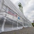 ФОТО: Работы по реконструкции стены Креста свободы закончат к ноябрю