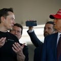 SpaceX katsetas Starshipi, kuid ei suutnud seda maandumisel taas „kinni püüda“. Starti jälgis Musk koos Trumpiga