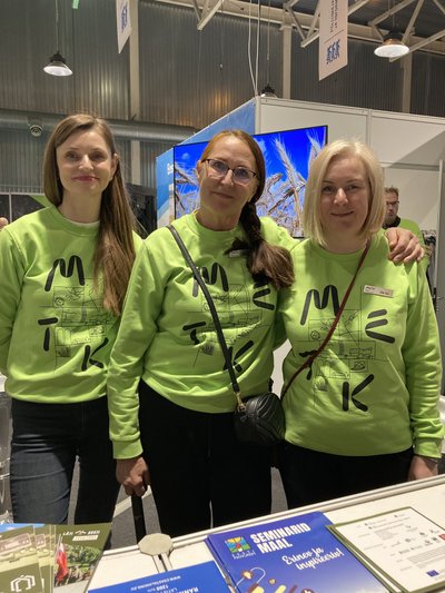 Maaelu teadmuskeskuse naispere tutvustas oma ettevõtet maamessil ning seal sai ka juurde teadmisi taimede ning aretus ekohta.