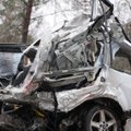 В Рапламаа столкнулись грузовик и легковой автомобиль: погиб один человек