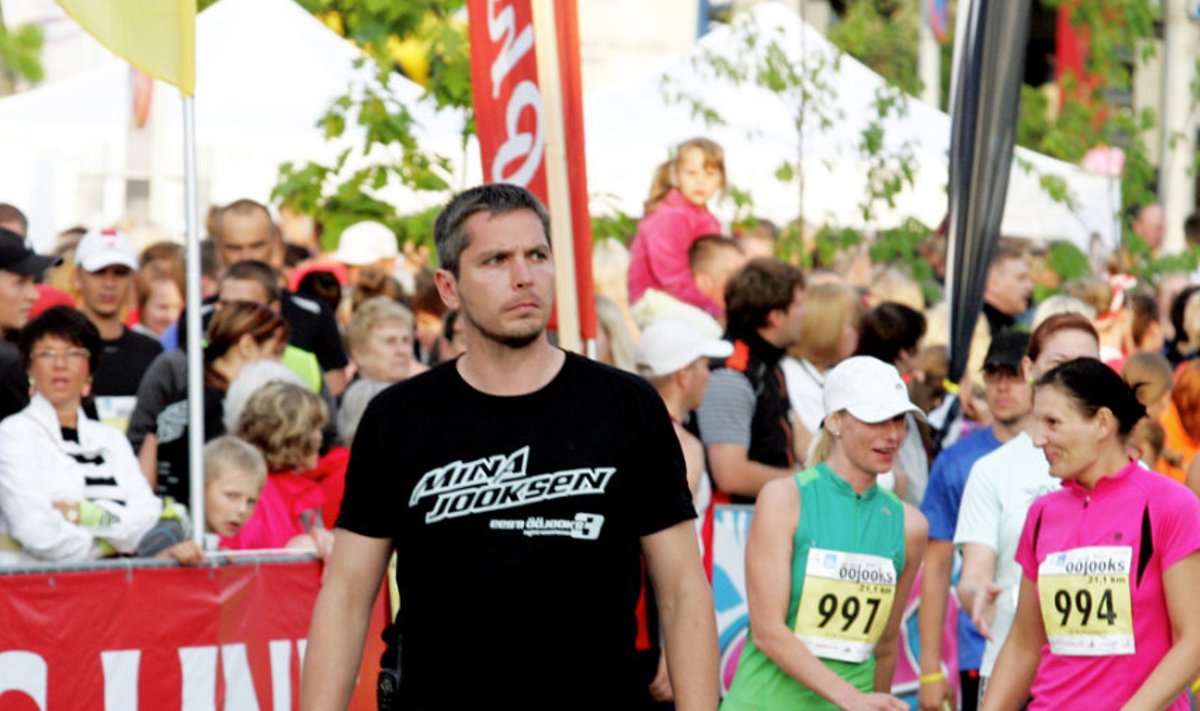 Rakvere Ööjooksu korraldaja Marko Torm on ise ka maratoniga hakkama saanud.