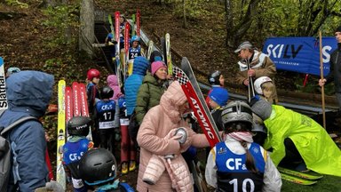 Kahevõistlus on noorte seas mõrkjasmagusa maitsega. Kaarel Piho: siin ressurssi on, aga ise peab ränka tööd tegema