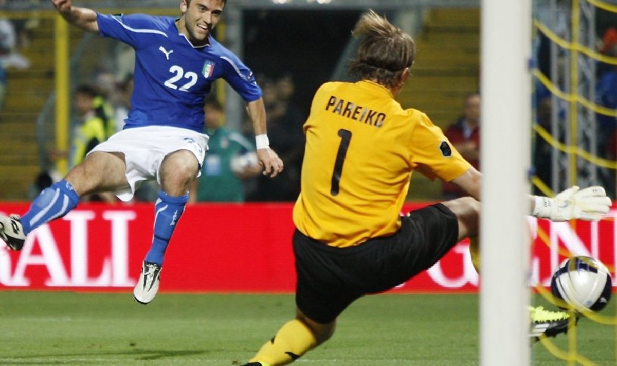 Giuseppe Rossi lööb 1-0 Eesti vastu, Pareiko