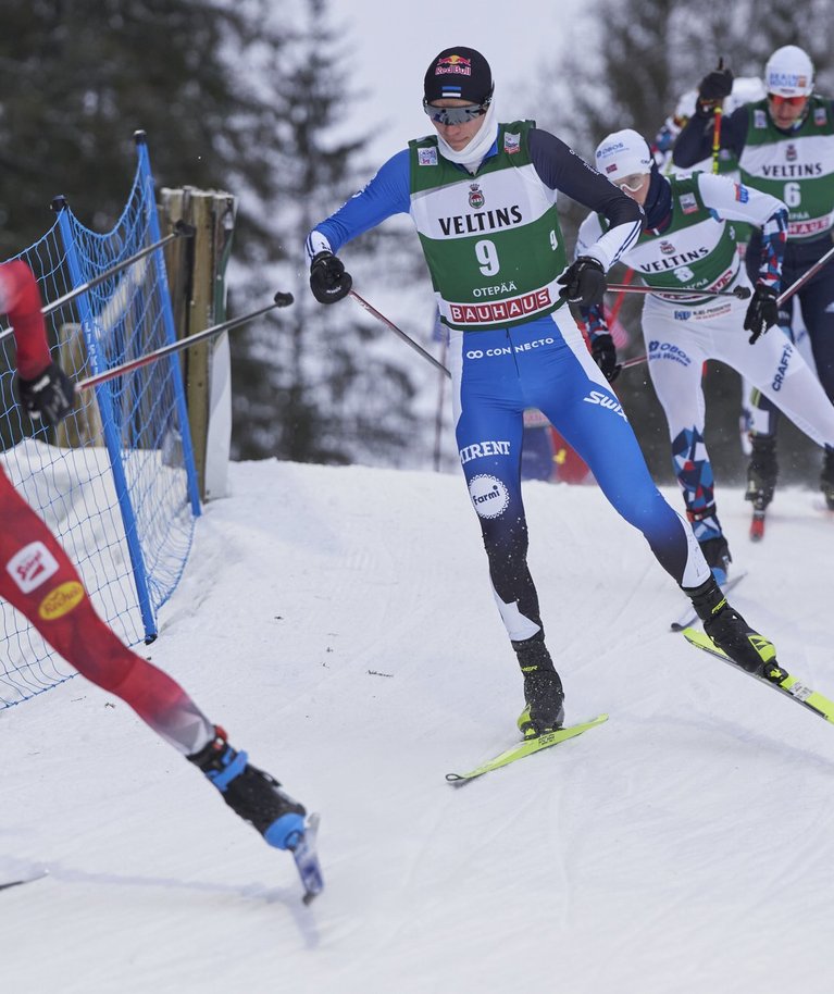 Kristjan Ilves (9) hoiab Eesti kahevõistlust jalul.