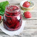 7 kõige paremat maitseandjat ja lisandit, mida panna maasikamoosi sisse