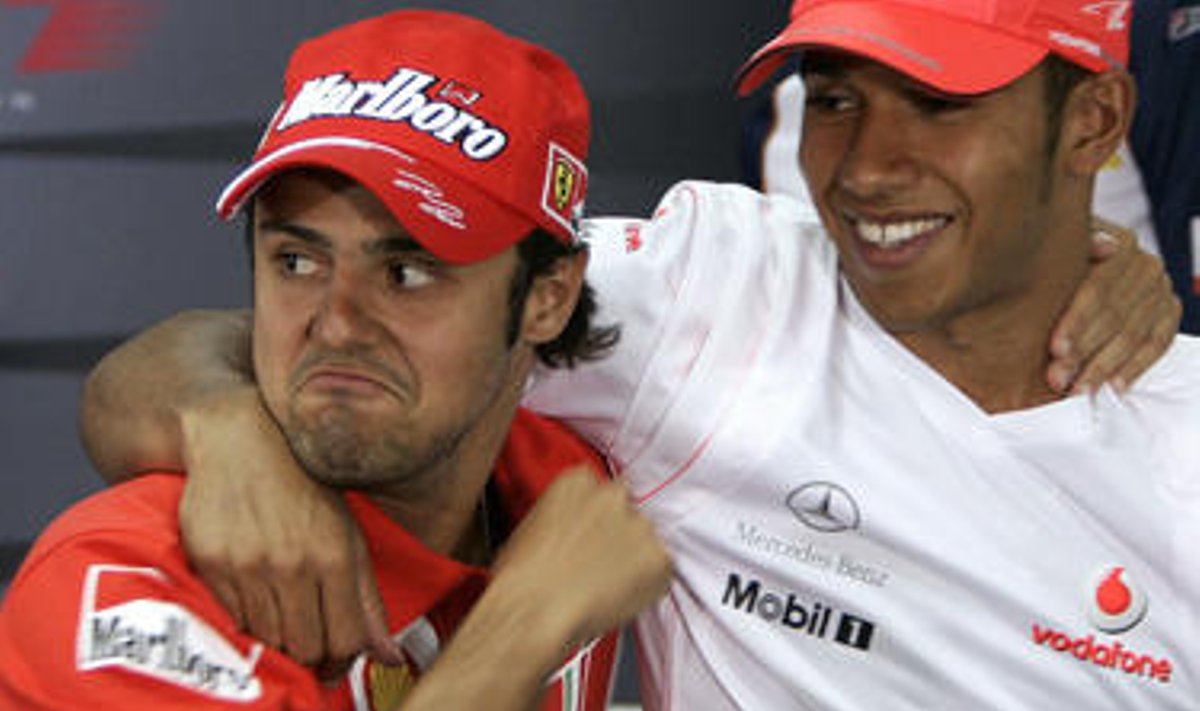 Felipe Massa ja Lewis Hamilton