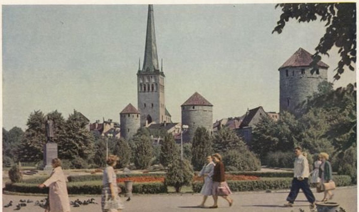Tornide väljak 1960. aastate alguses.