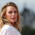 FOTOD | Ja pesu ei olegi vaja! Näitlejanna Blake Lively astus kaamerate ette julges pükskostüümis