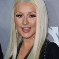 FOTOD | Ups! Christina Aguilera paljastas keset kontserti oma rinnad
