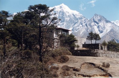 Everest View Hotel.