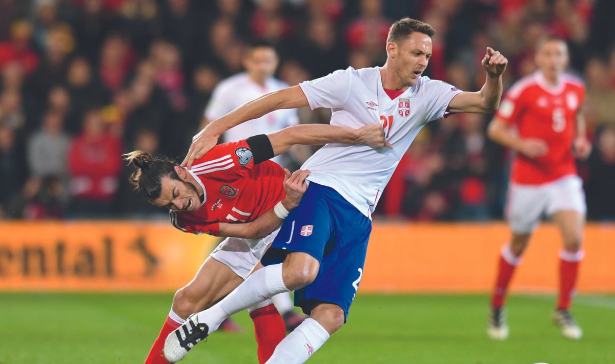 Manchester Unitedi poolkaitsja Nemanja Matić võtab Serbia koondise keskvälja oma kontrolli alla.