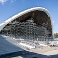 ФОТО: Реновация арки Таллиннского певческого поля идет полным ходом
