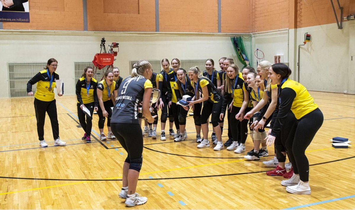 Viljandi Metall alistas pronksiseerias Võru Barruse.