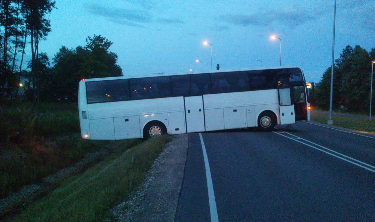 Läti buss Pärnus
