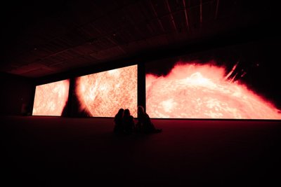 Novembris avati Eesti Rahva Muuseumis maailmakuulsa Ryoji Ikeda isikunäitus. 