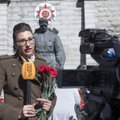 FOTOD: Võidupühal pronkssõduri juures Sputnikule intervjuu andnud Olga Ivanova: mõnes mõttes on kõik meediaväljaanded propagandakanalid