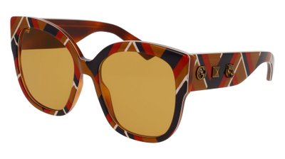 Gucci laiade raamidega prillide sangad on käsitsi lameeritud ja neid ehib tiigrikuju – just tiigri nime kannab ka brändi kogu uus kollektsioon.