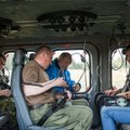 ФОТО | Март Хельме и Эльмар Вахер осмотрели с вертолета восточную границу