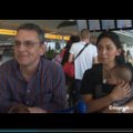VIDEO: Briti abielupaar jäi kohtade puudusel allatulistatud lennukist maha