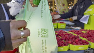Valus tõde biolagunevate kottide kohta: Eestis ootab neid tuline saatus, mil biolagunemisega mingit pistmist pole 