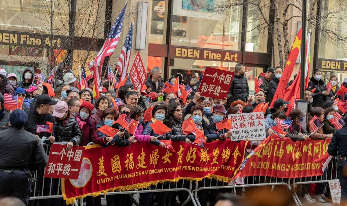 Hiina toetajad avaldavad meelt Taiwani president Tsai Ing-weni visiidi ajal