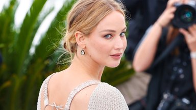 VÕRDLE | Jennifer Lawrence rääkis välja tõe oma muutuva näo kohta: kas Oscari võitja on noa all käinud?