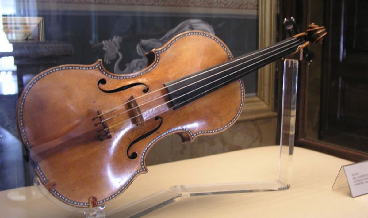 Madridis muuseumis asuv Stradivarius.