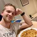 EESTLASE TOIDULAUD LUUBI ALL | Tudeng Sander keskendub toitu valides rahakoti suurusele ja kommenteerib oma menüüd ühe sõnaga: kaos!