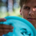VIDEO | Valitsev Eesti meister discgolfis Silver Lätt: enne suurturniiri on kõdi kõhus