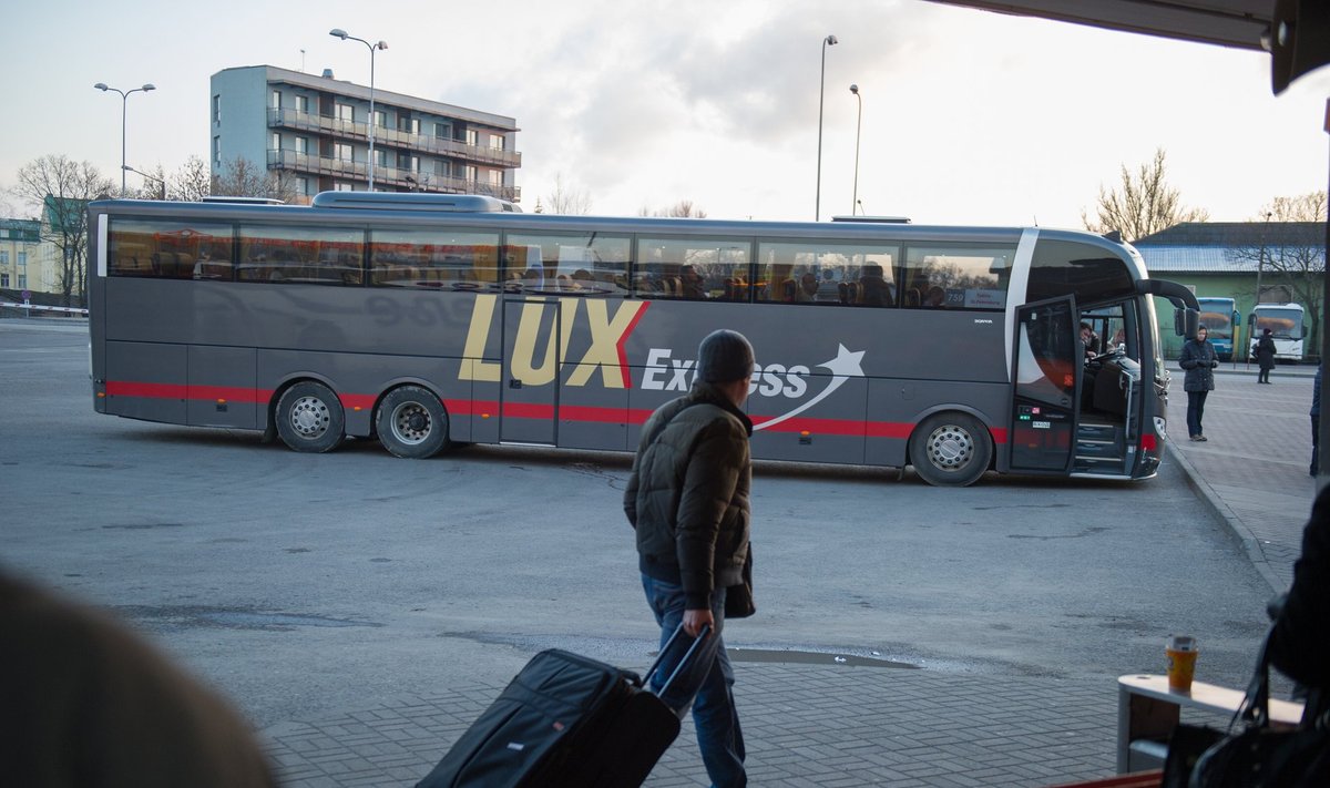 Tallinna ja Peterburi vahel on Lux Expressil iga päev kaheksa reisi ühel suunal. Kuidas läheb sel liinil võrreldes Helsingi–Peterburi liiniga, ei taha ettevõtte juht öelda.