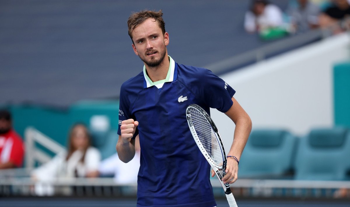 Meeste edetabeli teine number Daniil Medvedev peab ilmselt Wimbledoni tenniseturniiri kõrvalt vaatama.