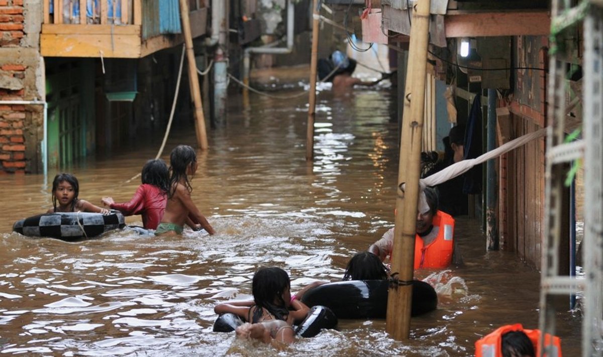 Üleujutatud Jakarta agul