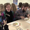 VIDEO: Õpilased hindavad, kuidas maitseb tippkokkade valmistatud koolilõuna