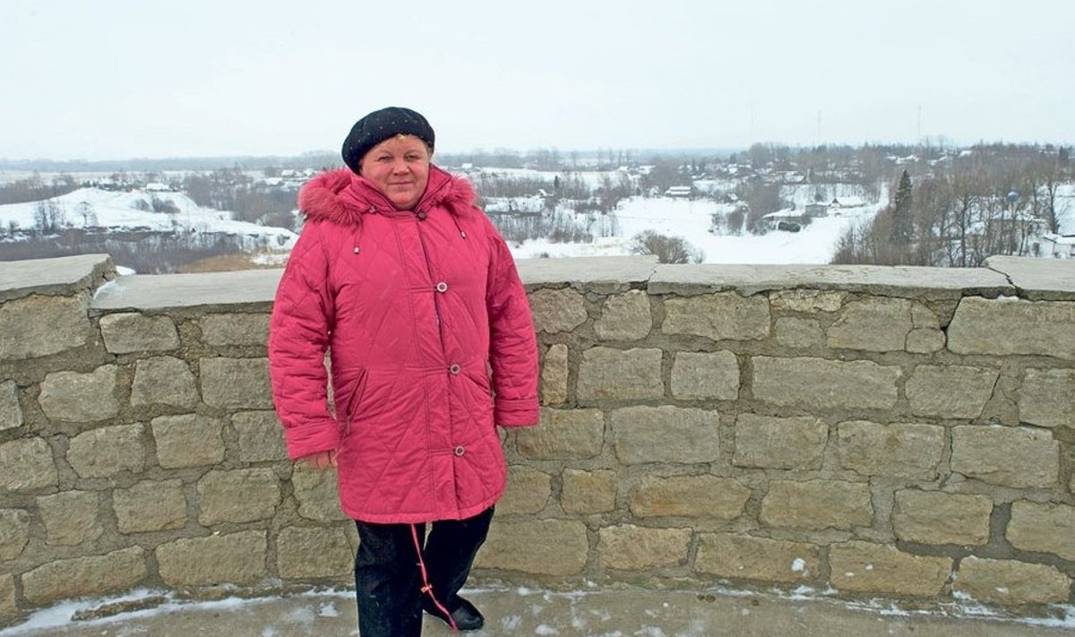 Piiritaguste setude juht  Helju Majak juhib ühtaegu ka Vene riigile väga  tähtsa Irboska muuseumikompleksi korrastamist. Foto: Andres Ots