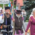 FOTOD | Viljandis algasid Keskaja päevad värvika rongkäiguga