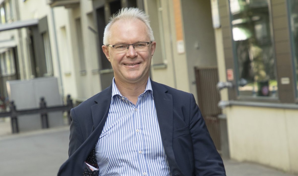 Kaheksa kuud Hiinas suursaadikuna töötanud Hannes Hanso väisas eelmisel nädalal korraks kodumaad.