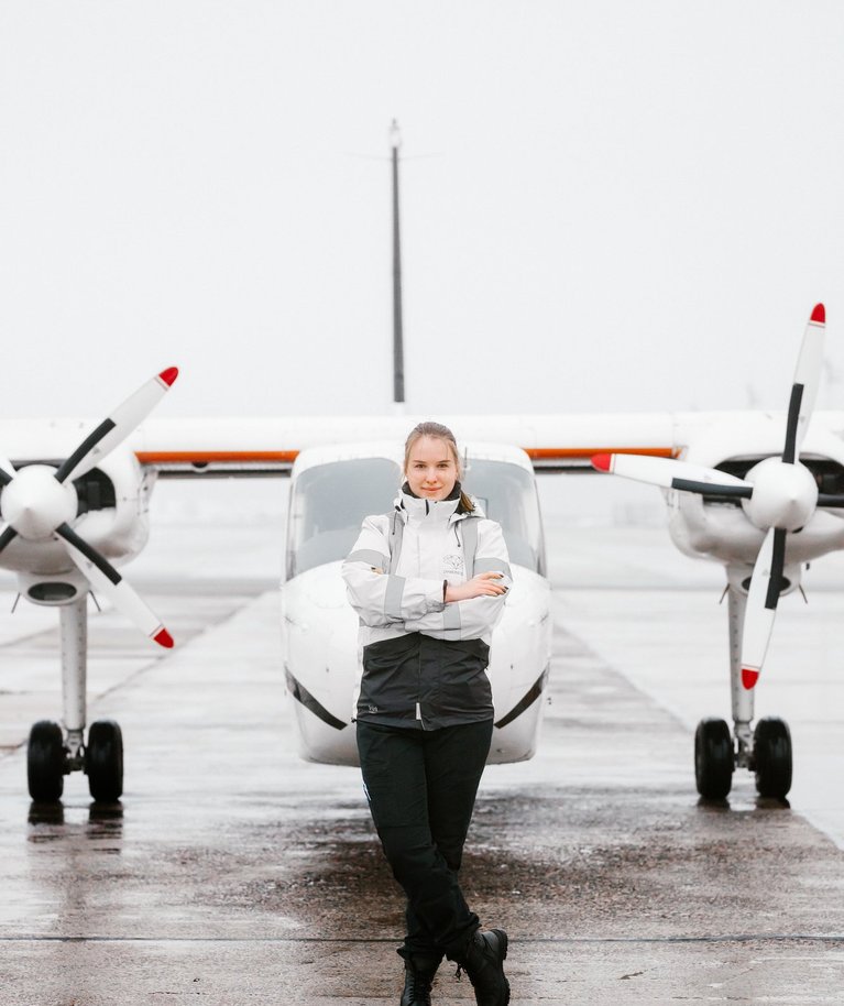 „Ruhnu lennuliin on ilmast väga sõltuv, sest lendame visuaallennu reeglite järgi,“ seletab piloot Ingel-Ann Liibert.