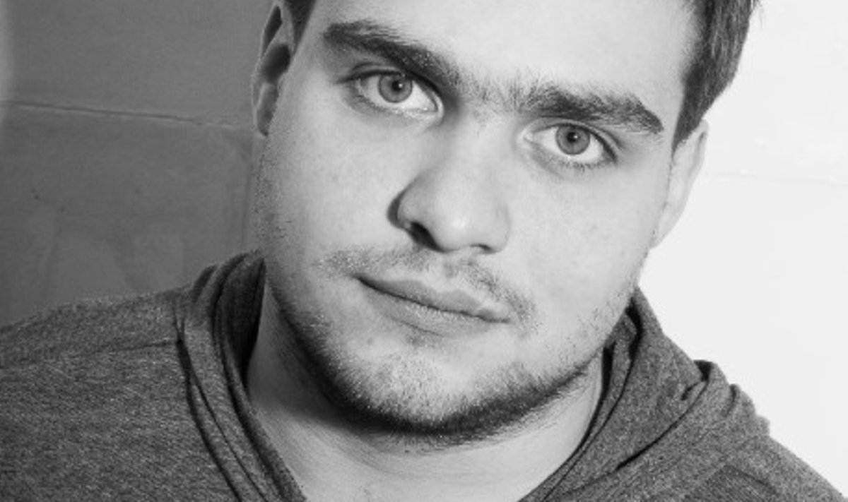 Николай Ефремов