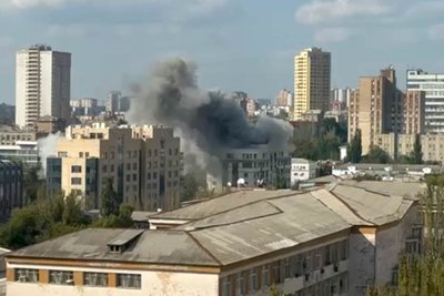 Пожар в здании администрации главы ДНР в Донецке.