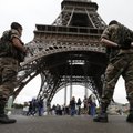 Pariisis pussitati sõdurit, ründaja endiselt jooksus