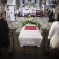 FOTOD: Maailma koledaima naise muumia maeti kodumaale Mehhikosse