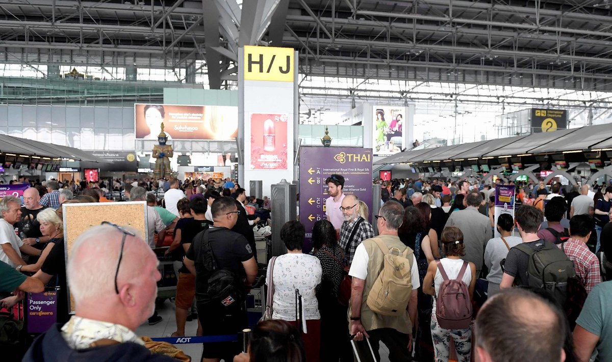 Eilne kaos Tai lennujaamas