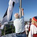 Сегодня утром на башне Длинный Герман в честь молодежного праздника песни и танца был поднят Эстонский флаг 